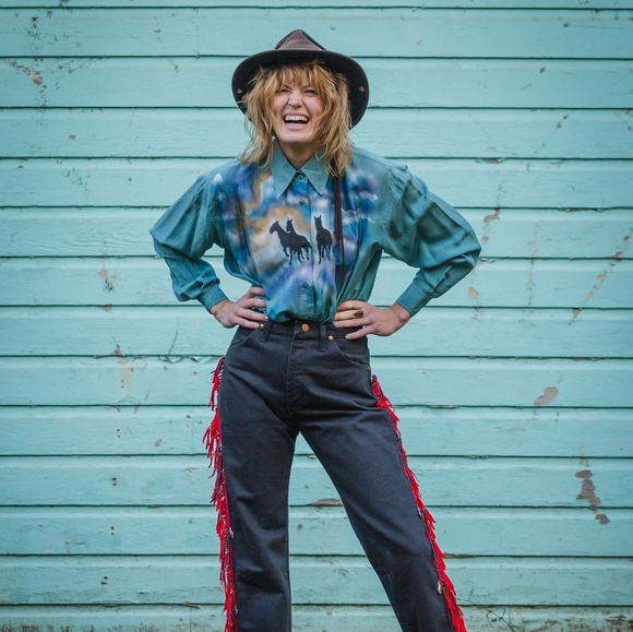 Meet your Posher, Catfish - Picture 1 of 1